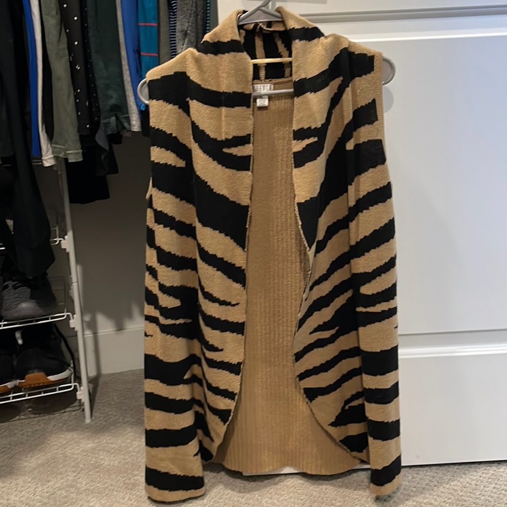 Sweater Vest